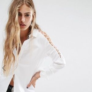 Noisy May Lattice Cold Shoulder Shirt